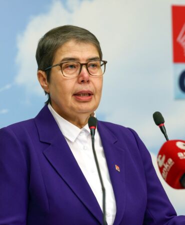 zeliha aksaz