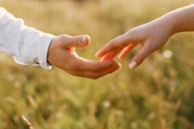 İlişkide bir sonraki aşamaya geçmek için aşılması gereken 5 adım