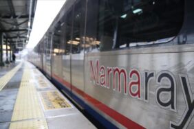 Marmaray'da 'teknik arıza' Seferlerde aksama yaşanıyor