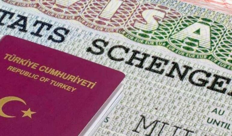 Türk vatandaşlarına Schengen vize kolaylığı!