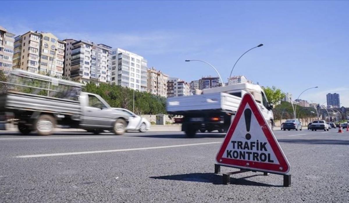 Sürücüler dikkat! Ankara'da bazı yollar araç trafiğine kapatıldı