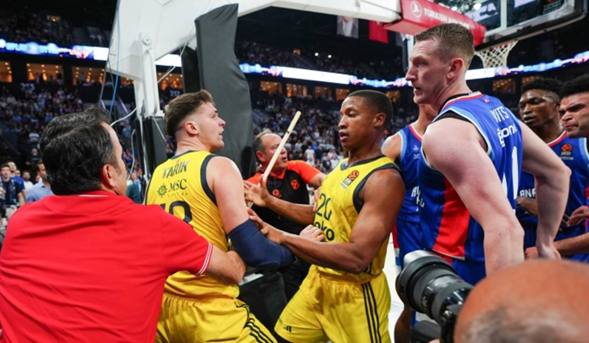 anadolu efes fenerbahçe