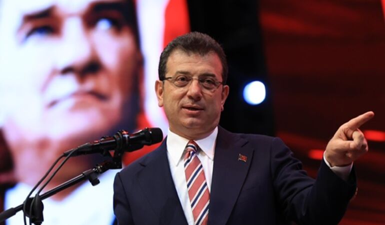 CHP’de Cumhurbaşkanı adaylığı için ilk başvuru İmamoğlu’ndan