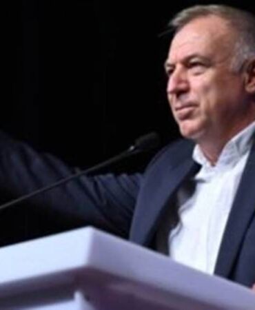 gökan zeybek