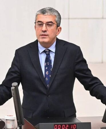 gökhan günaydın chp