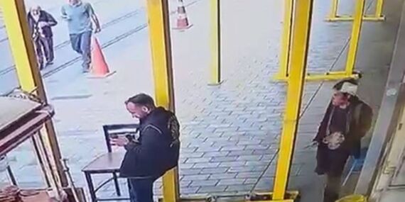 İstiklal Caddesi’nde polisi bıçaklayan saldırgan tutuklandı!