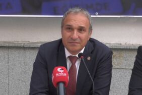 suat özçağdaş