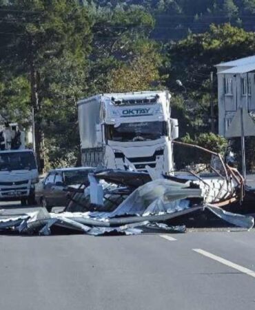 Akkuyu Nükleer Santrali'nde işçilerin kaldığı tesisin çatısı uçtu