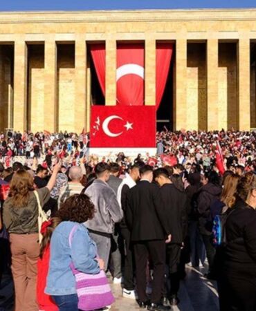 Anıtkabir’e yoğun ilgi! 29 Ekim'de Anıtkabir'i kaç kişi ziyaret etti