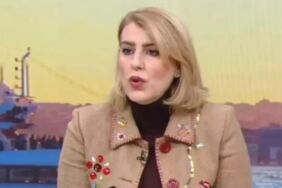 Ata'ya saygı duruşuna Sevda Türküsev'den olay yorum 'Şova dönüşmüş'