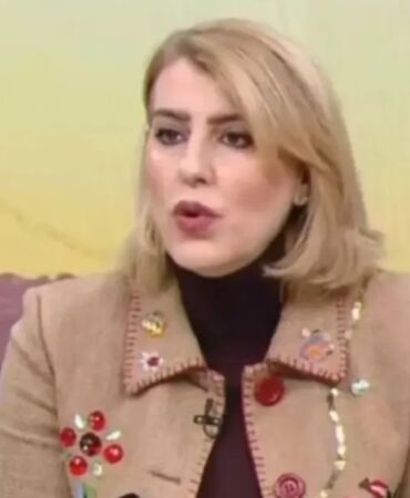 Ata'ya saygı duruşuna Sevda Türküsev'den olay yorum 'Şova dönüşmüş'