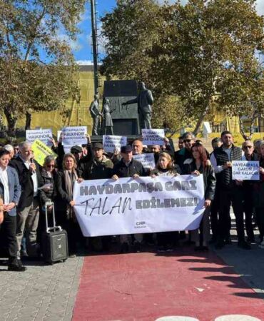 Kadıköy ayakta! 'Haydarpaşa gar kalacak'
