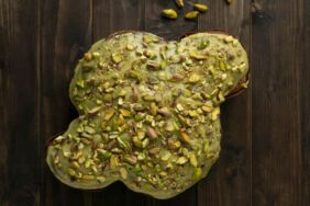 Lezzetli ve kolay tarif Evde antep fıstığı ezmesi yapımı