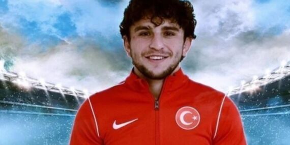 Milli güreşçi Ahmet Duman, dünya ikincisi!