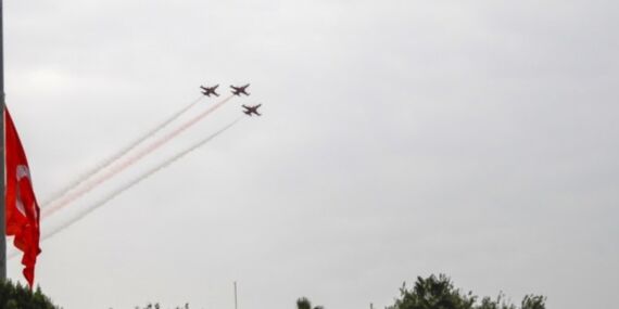 Türk Yıldızları, Atatürk’ü 10 Kasım’da gökyüzünde andı
