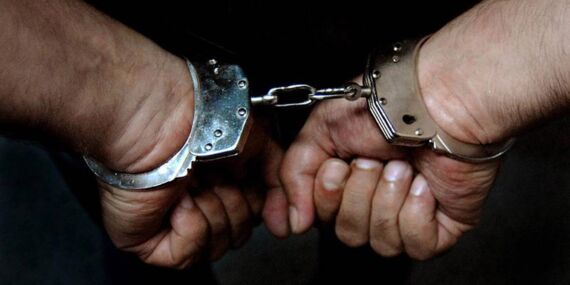 Yolsuzluk yaptığı için tutuklanan Sağlık Bakanı görevden alındı