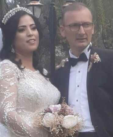 5 ay evli kaldığı Tunus'Lu eşiyle 2 yıldır boşanamıyor