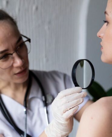 Bağışıklık sistemi zayıf olanlar dikkat! Sinir ağrısı ve görme kaybına yol açabilir