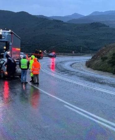 Bursa'da feci kaza! Ölü ve yaralılar var