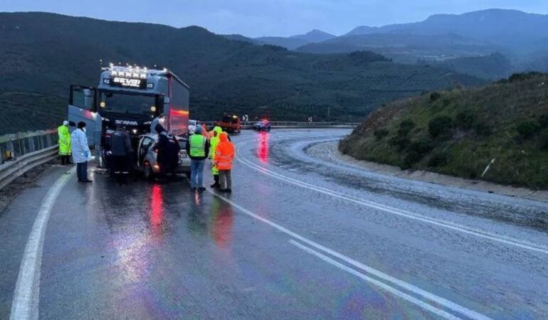 Bursa'da feci kaza! Ölü ve yaralılar var