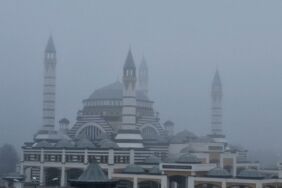 Diyarbakır'da yoğun sis Uçak seferleri iptal