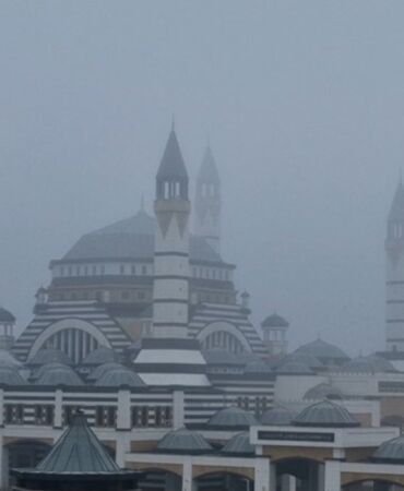 Diyarbakır'da yoğun sis Uçak seferleri iptal