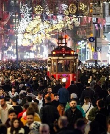İBB 'yılbaşı gecesi' için tedbir adı Metro hatları 24 saat hizmet verecek