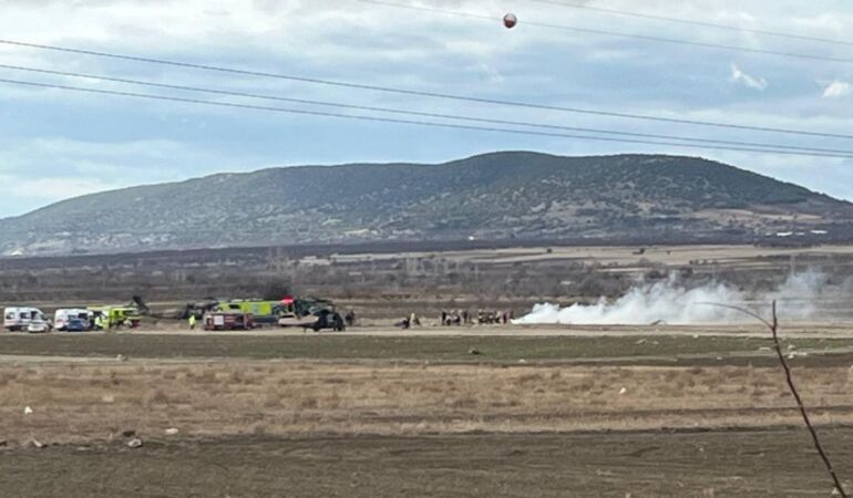 Isparta'da askeri helikopter düştü! 4 asker şehit oldu