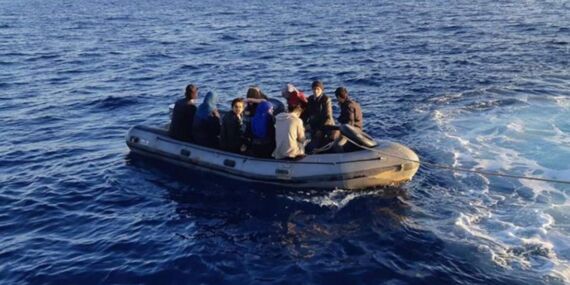 İzmir’de operasyon: 51 kaçak göçmen yakalandı