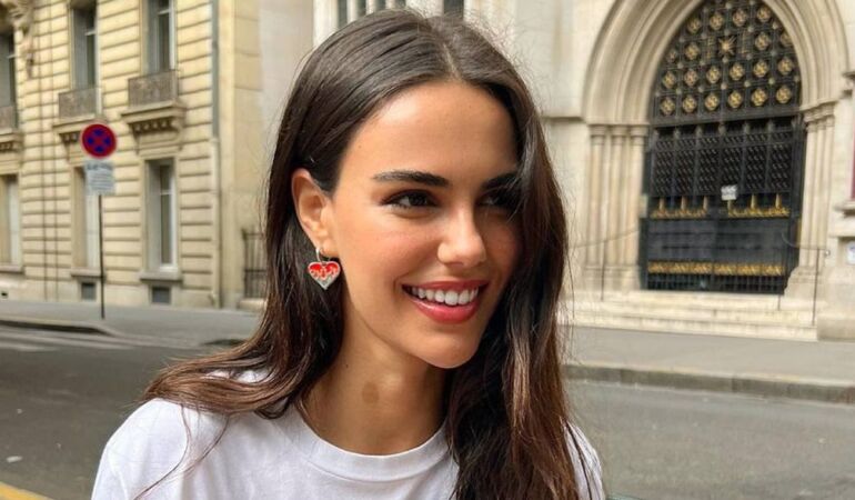 Kırmızı elbisesiyle göz kamaştırdı! Özgü Kaya'nın yeni pozu Kendall Jenner'a benzetildi