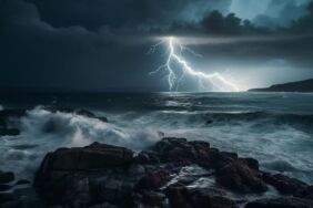 Meteoroloji'den 'den fırtına ve sağanak uyarısı