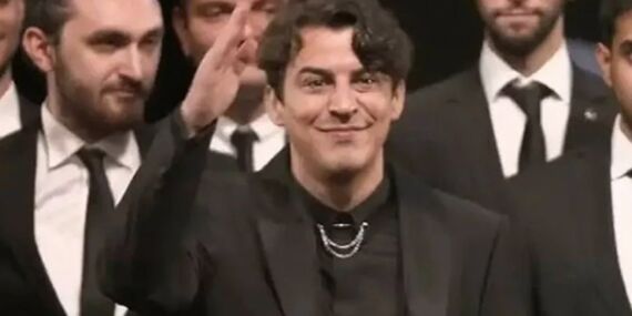 Norm Ender’in ‘Parla 100. Yıl Marşı’ MEB müfredatına giriyor!