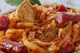 Polonya mutfağının lezzet dolu yemeği Bigos tarifi