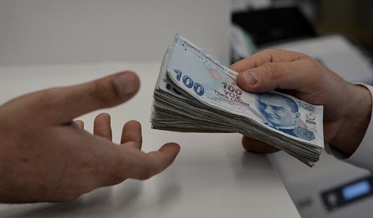 AKP’li isim açıkladı: En düşük emekli maaşı resmen belli oldu!