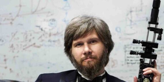 Rock yıldızı değil, Rahmi Koç Bilim Ödüllü Kuantum uzmanı: Mete Atatüre