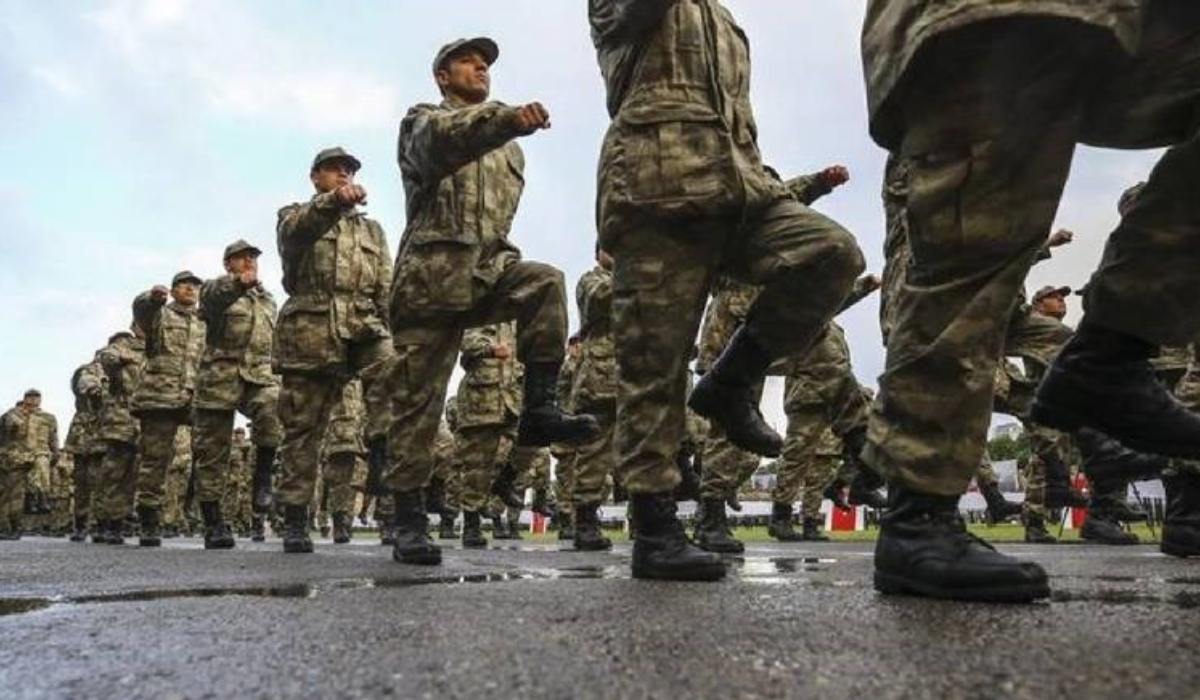 Eğitim sırasında 2 asker yaralandı