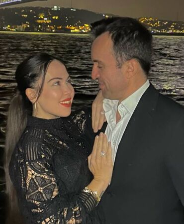 Özlem Öz 2