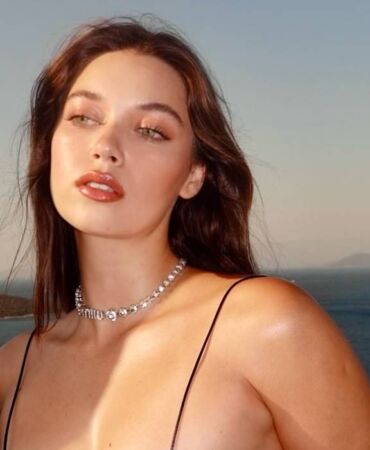 afra saraçoğlu