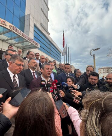 CHP LİDERİ ÖZEL'DEN SEÇİM İÇİN 'HAZIRIZ' MESAJI