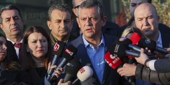 Özgür Özel’den Erdoğan’a ‘turp’ yanıtı: Savaş ilanı kabul ediyoruz