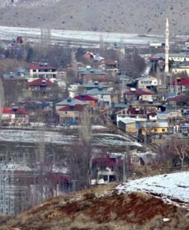 110 yıllık mahallenin adını değiştirdiler ‘Alay ediyorlar’