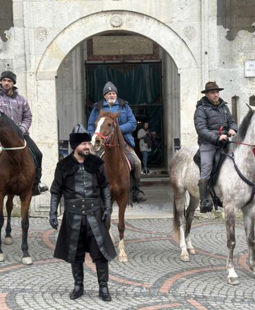 'At sırtında hac' geleneğini yaşatmak için yola çıkan 3 M