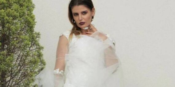 Eski ünlü manken motosiklete çarpıp hızla uzaklaştı!