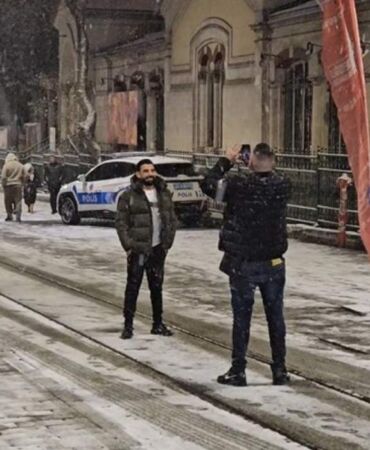İstanbul beyaza büründü Kar yağışı 3. gününde de etkili oldu