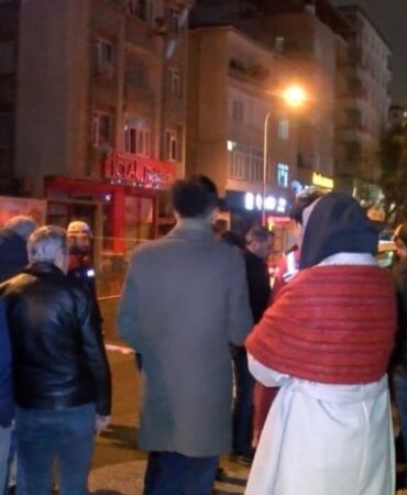 İstanbul'da 4 katlı binanın kolonlarından ses geldi! Yol trafiğe kapatıldı