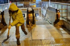 İstanbul'da karla mücadele... İBB ekipleri çalışmalarını sürdürüyor