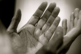 Oruç tutarken niyet etmek şart mı Diyanet açıkladı Oruca nasıl niyet edilir