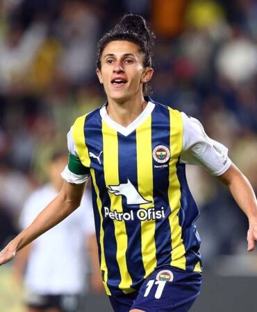 Yağmur Uraz