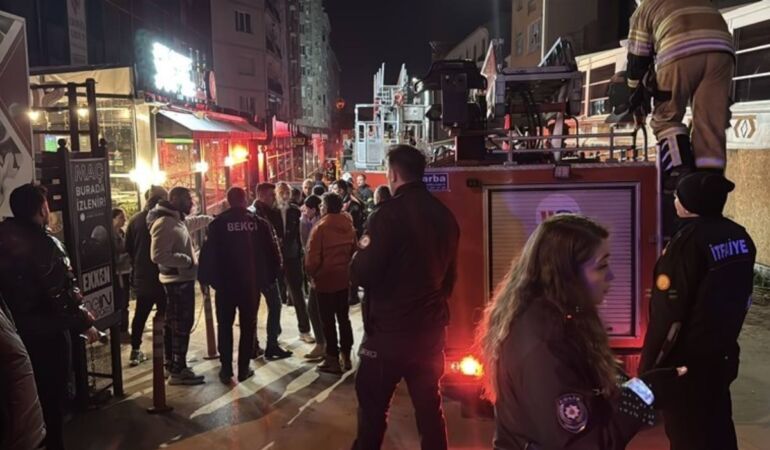 Yanan binanın 7. katından düştü!
