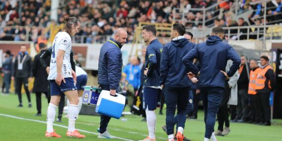 Fenerbahçe’den flaş sakatlık açıklaması: Galatasaray maçına yetişecekler mi?
